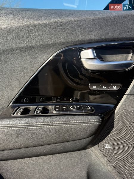 Внедорожник / Кроссовер Kia Niro 2019 в Киеве