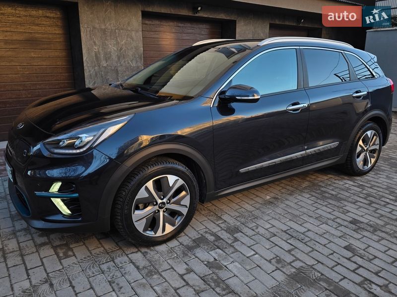 Внедорожник / Кроссовер Kia Niro 2020 в Тернополе