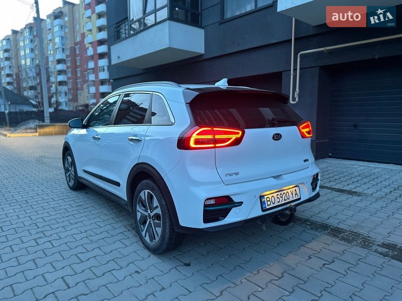 Внедорожник / Кроссовер Kia Niro 2021 в Тернополе