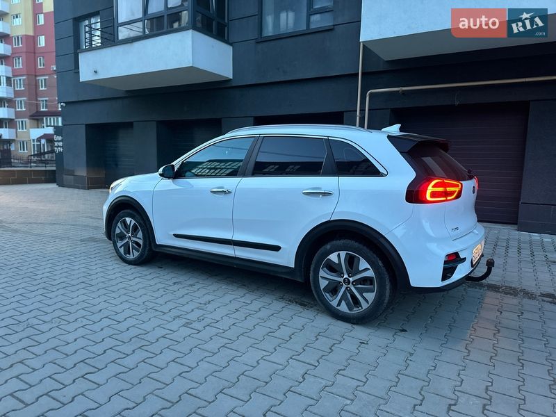Внедорожник / Кроссовер Kia Niro 2021 в Тернополе