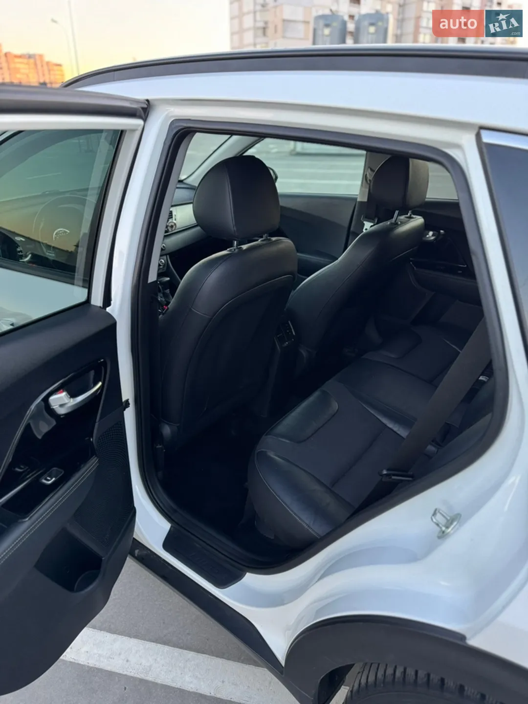 2017 Kia Niro - мініатюра 15