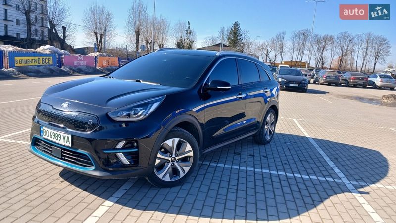 Внедорожник / Кроссовер Kia Niro 2020 в Тернополе