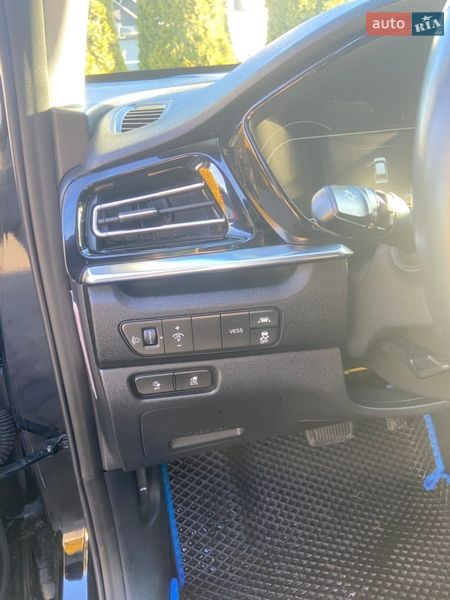 Внедорожник / Кроссовер Kia Niro 2020 в Львове