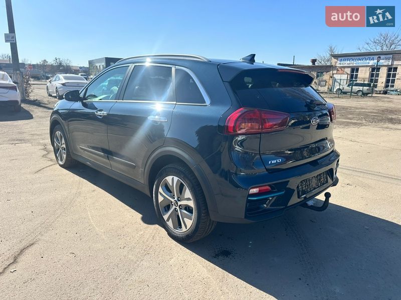 Внедорожник / Кроссовер Kia Niro 2020 в Киеве