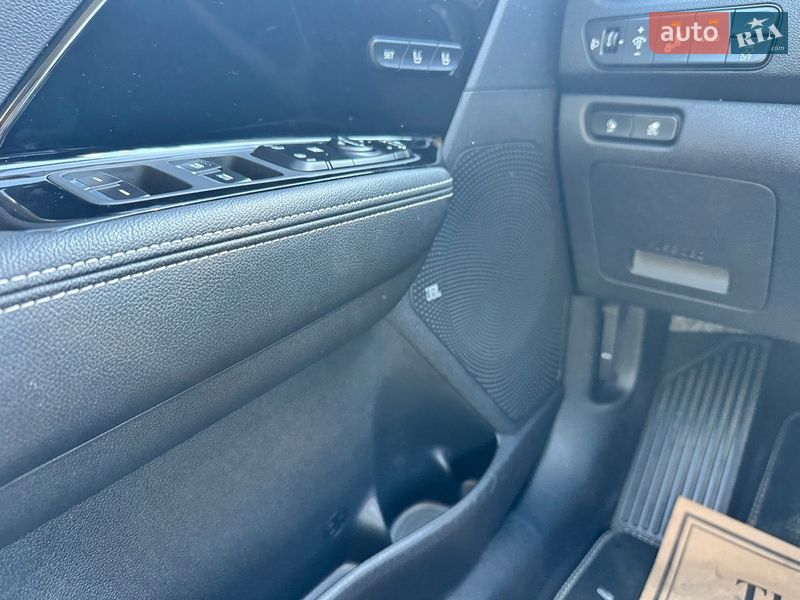 Внедорожник / Кроссовер Kia Niro 2020 в Киеве