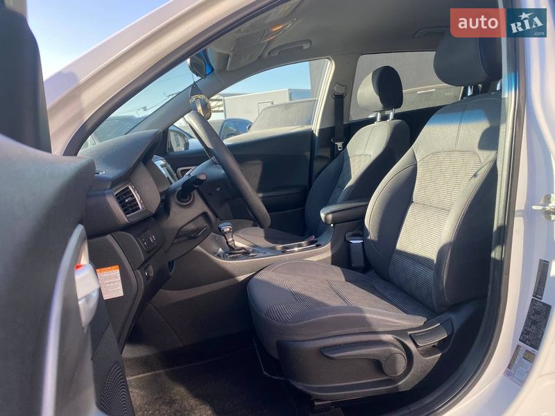 Внедорожник / Кроссовер Kia Niro 2018 в Львове