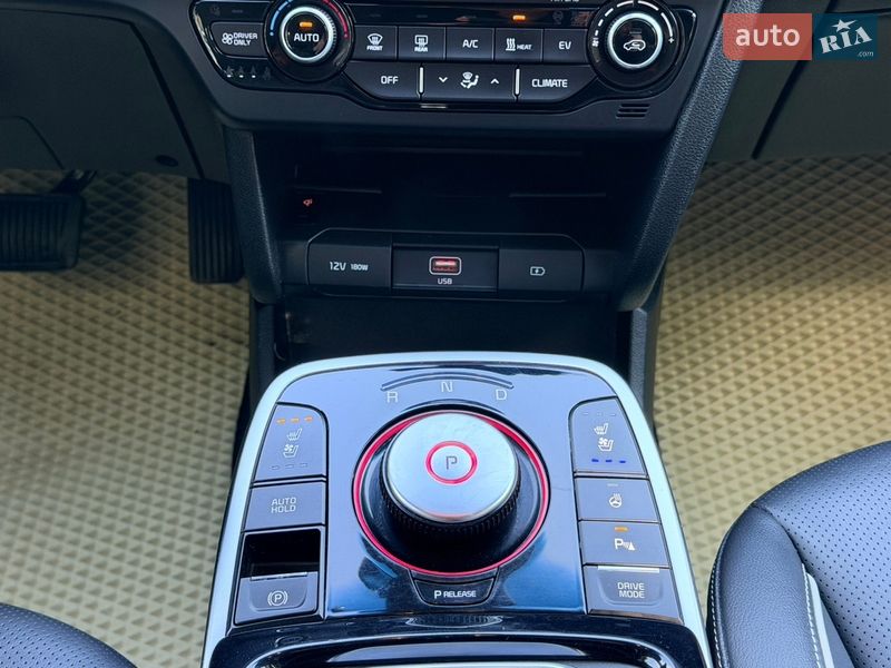 Внедорожник / Кроссовер Kia Niro 2019 в Дрогобыче