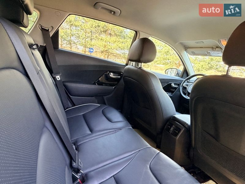 Внедорожник / Кроссовер Kia Niro 2019 в Дрогобыче