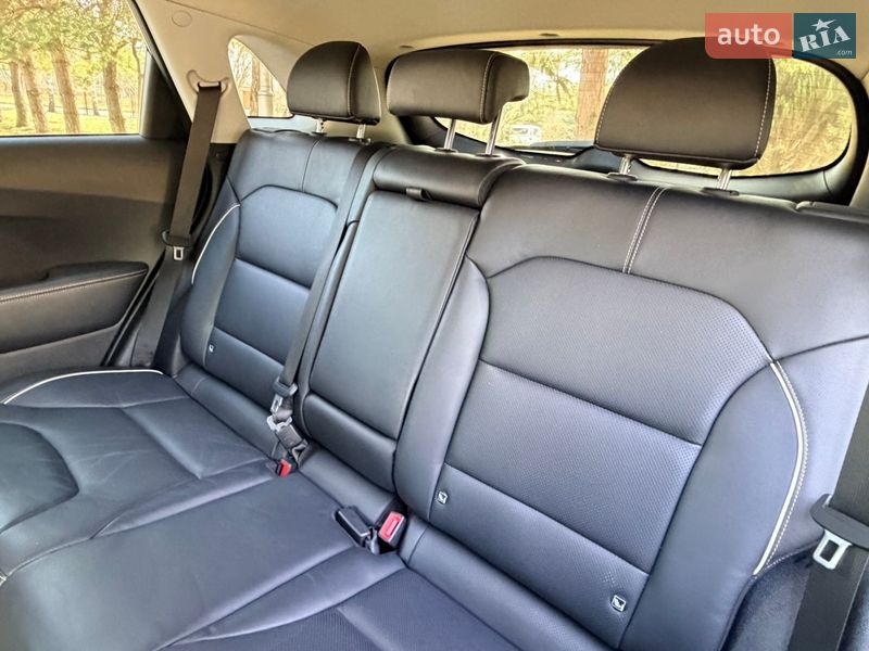 Внедорожник / Кроссовер Kia Niro 2019 в Дрогобыче