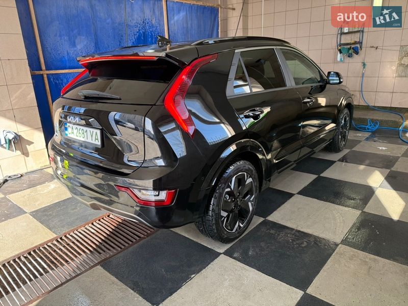 Позашляховик / Кросовер Kia Niro 2023 в Умані