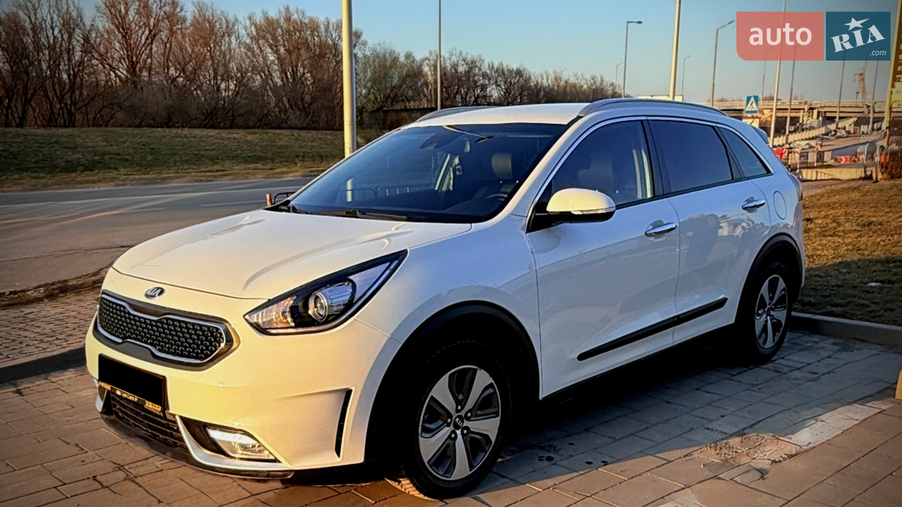 2017 Kia Niro - мініатюра 15