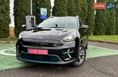 Внедорожник / Кроссовер Kia Niro 2019 в Млинове