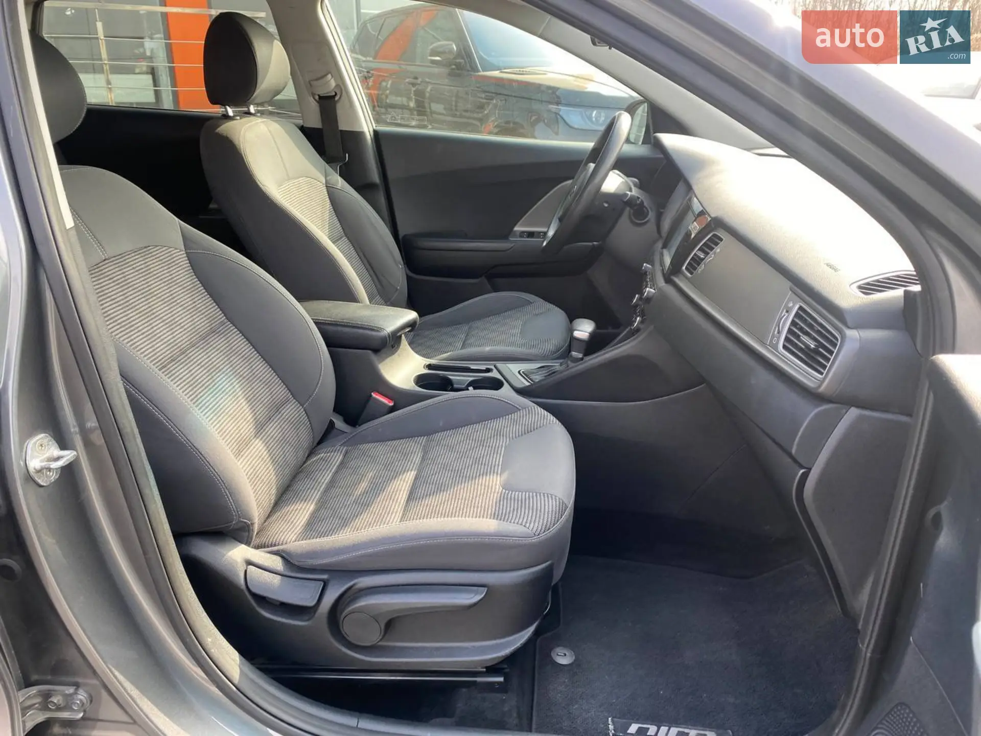 2018 Kia Niro - мініатюра 24