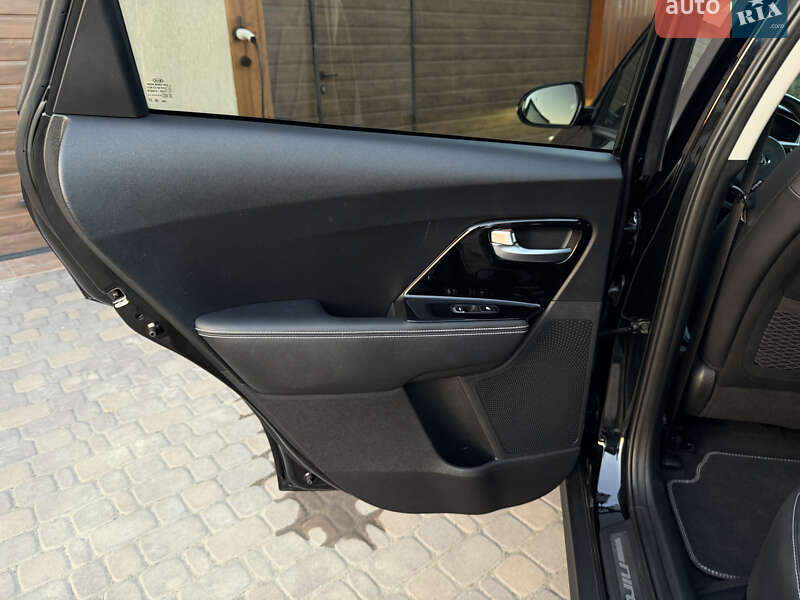 Внедорожник / Кроссовер Kia Niro 2020 в Черновцах фото 49 Внедорожник / Кроссовер Kia Niro 2020 в Черновцах