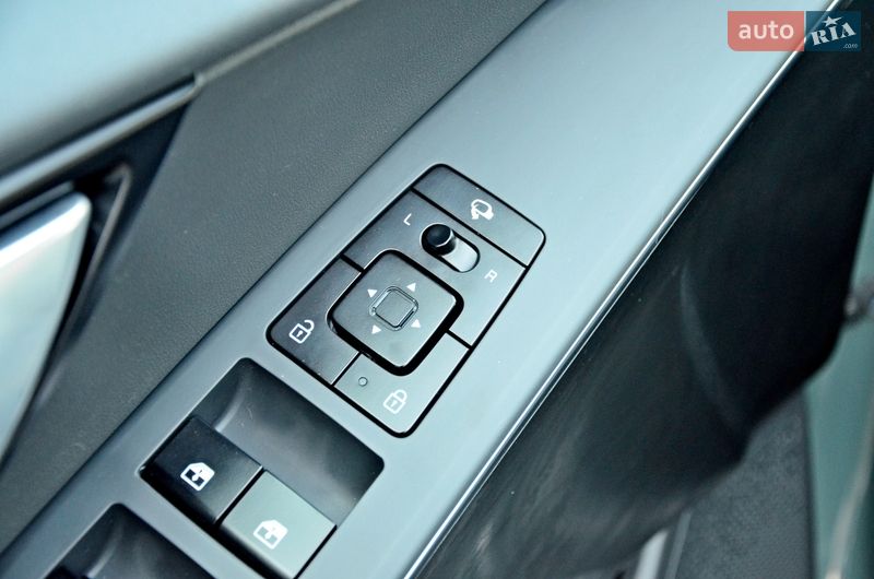 Позашляховик / Кросовер Kia Niro 2022 в Івано-Франківську