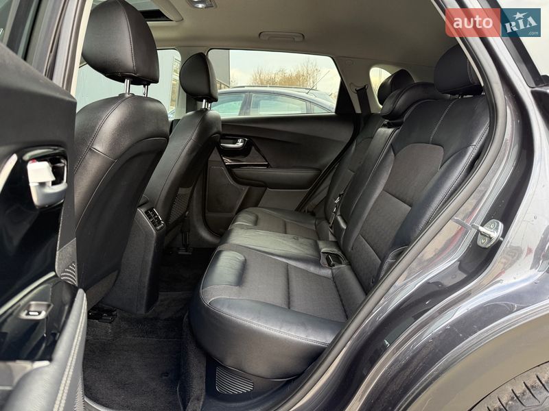 Внедорожник / Кроссовер Kia Niro 2019 в Львове