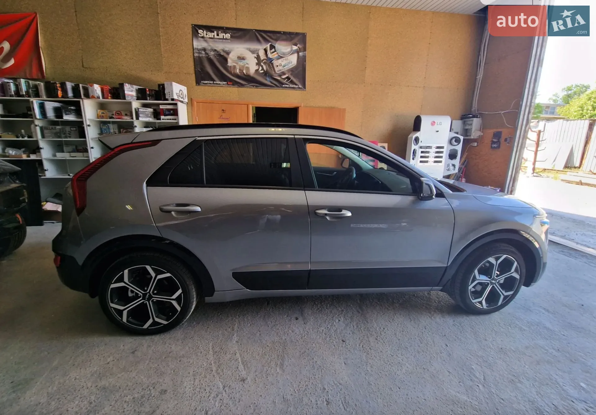 2023 Kia Niro - мініатюра 8