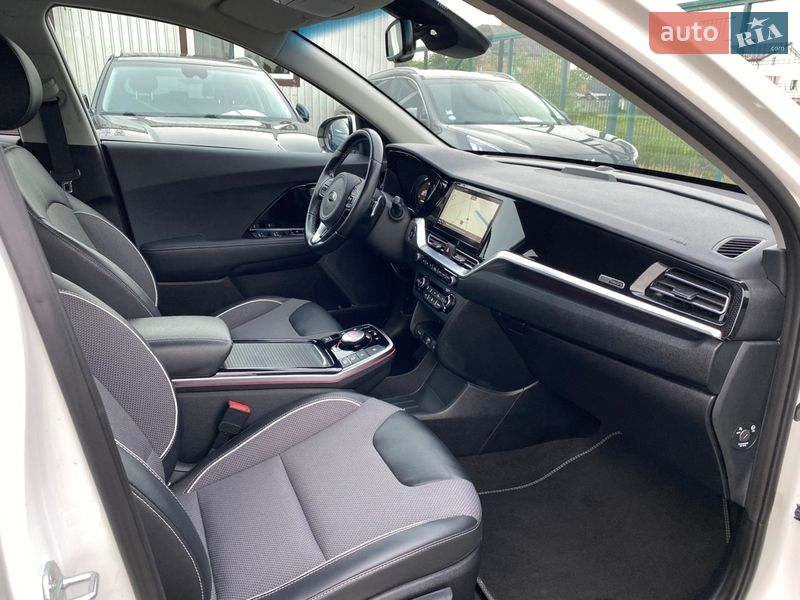 Внедорожник / Кроссовер Kia Niro 2020 в Львове