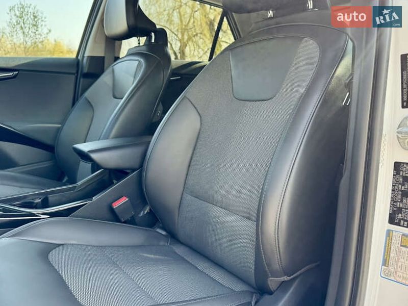 Внедорожник / Кроссовер Kia Niro 2022 в Львове