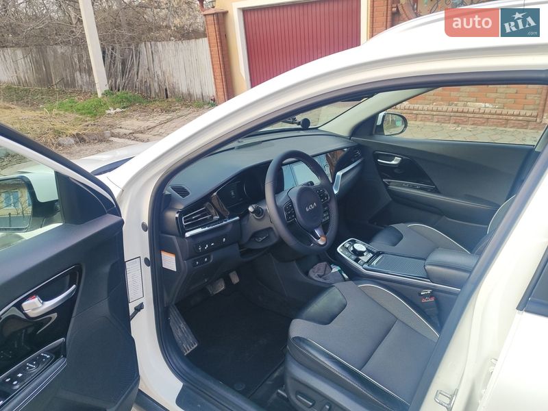 Внедорожник / Кроссовер Kia Niro 2022 в Каменец-Подольском