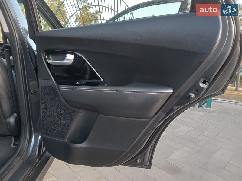 Позашляховик / Кросовер Kia Niro 2020 в Ірпені фото 37 Позашляховик / Кросовер Kia Niro 2020 в Ірпені
