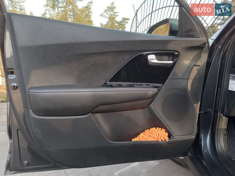 Позашляховик / Кросовер Kia Niro 2020 в Ірпені фото 39 Позашляховик / Кросовер Kia Niro 2020 в Ірпені