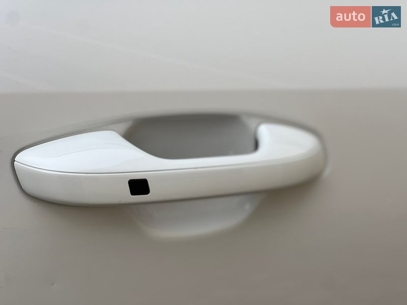 Внедорожник / Кроссовер Kia Niro 2024 в Трускавце