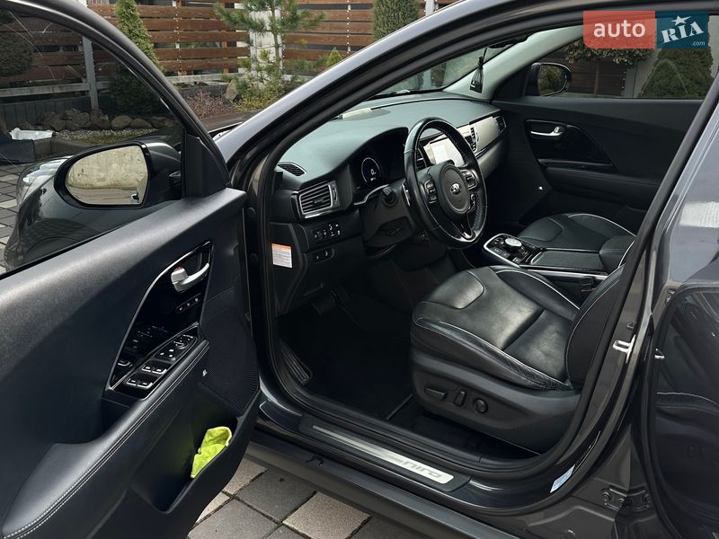 Позашляховик / Кросовер Kia Niro 2019 в Стрию фото 48 Позашляховик / Кросовер Kia Niro 2019 в Стрию