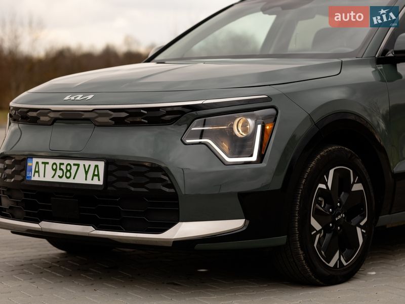 Внедорожник / Кроссовер Kia Niro 2023 в Ивано-Франковске