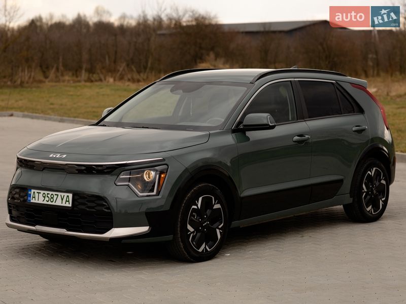 Внедорожник / Кроссовер Kia Niro 2023 в Ивано-Франковске