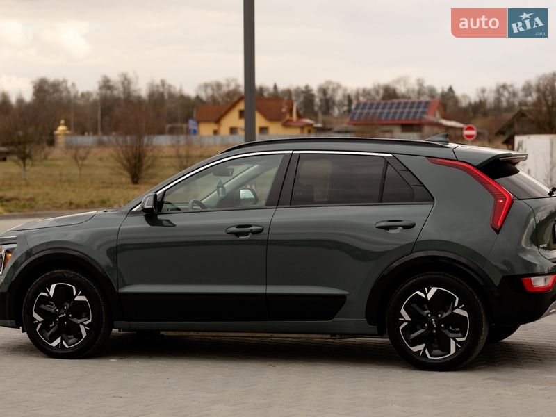 Внедорожник / Кроссовер Kia Niro 2023 в Ивано-Франковске