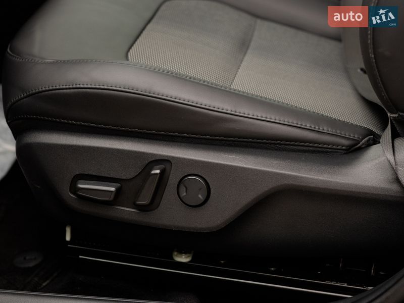 Внедорожник / Кроссовер Kia Niro 2023 в Ивано-Франковске