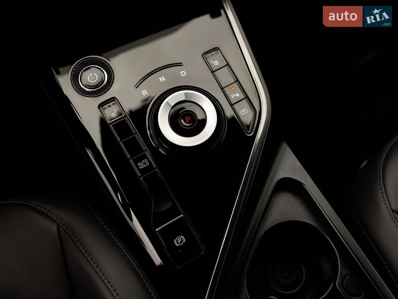 Внедорожник / Кроссовер Kia Niro 2023 в Ивано-Франковске