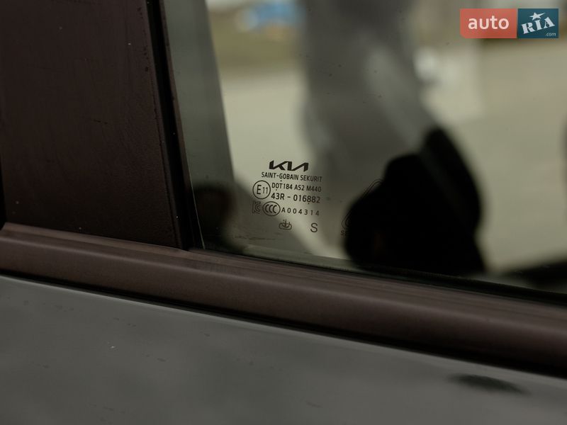 Внедорожник / Кроссовер Kia Niro 2023 в Ивано-Франковске