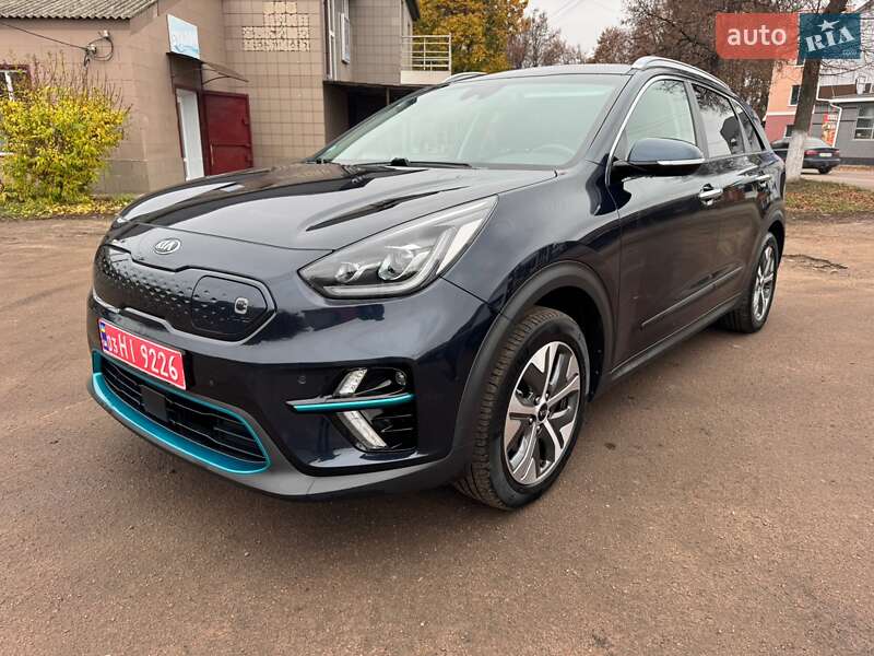 Внедорожник / Кроссовер Kia Niro 2020 в Бахмаче