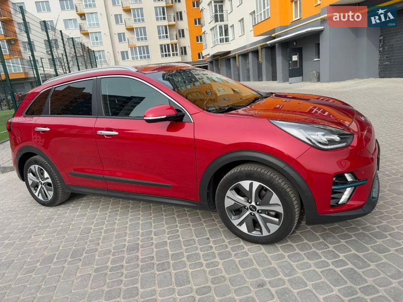 Позашляховик / Кросовер Kia Niro 2020 в Вінниці