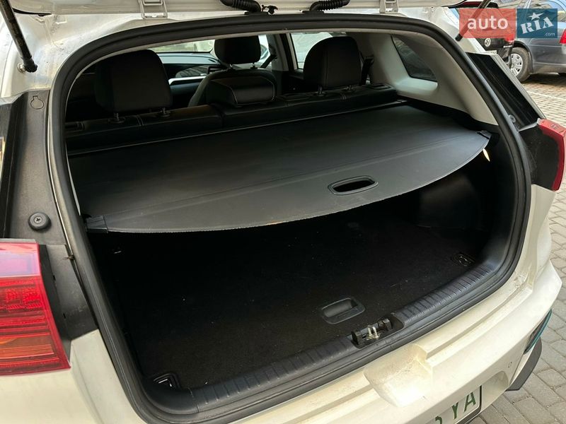 Позашляховик / Кросовер Kia Niro 2021 в Івано-Франківську