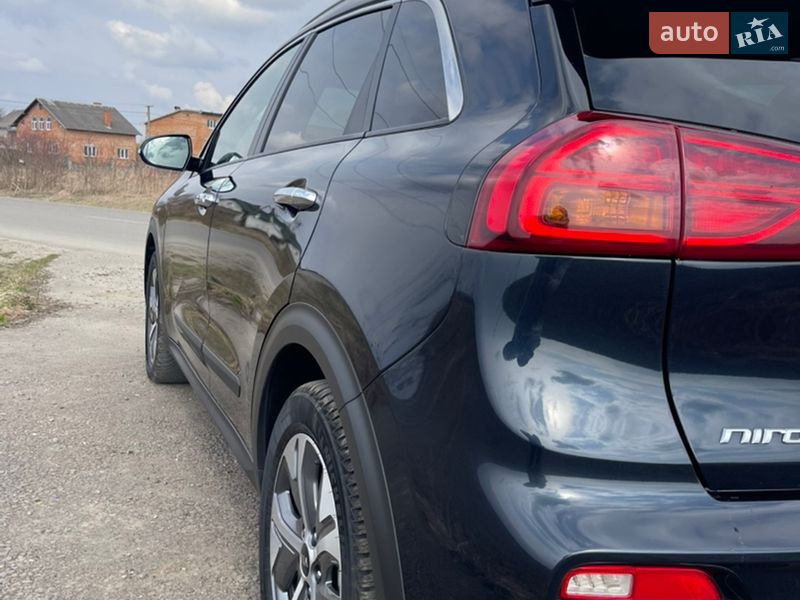 Внедорожник / Кроссовер Kia Niro 2020 в Стрые