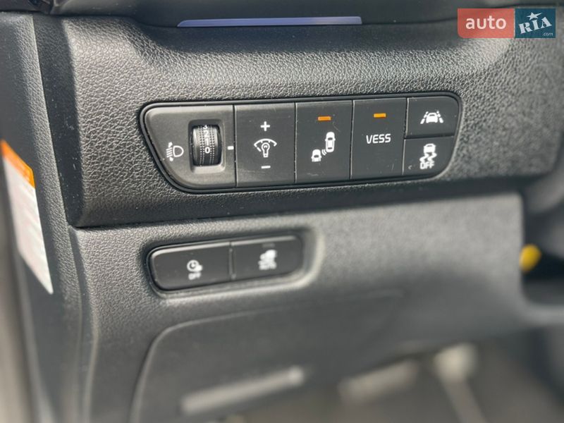 Внедорожник / Кроссовер Kia Niro 2020 в Стрые