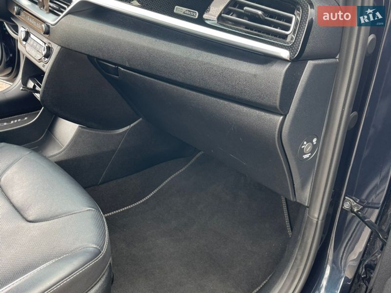 Внедорожник / Кроссовер Kia Niro 2020 в Стрые