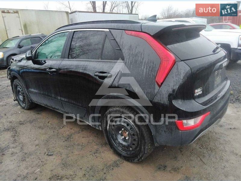 Внедорожник / Кроссовер Kia Niro 2023 в Дрогобыче