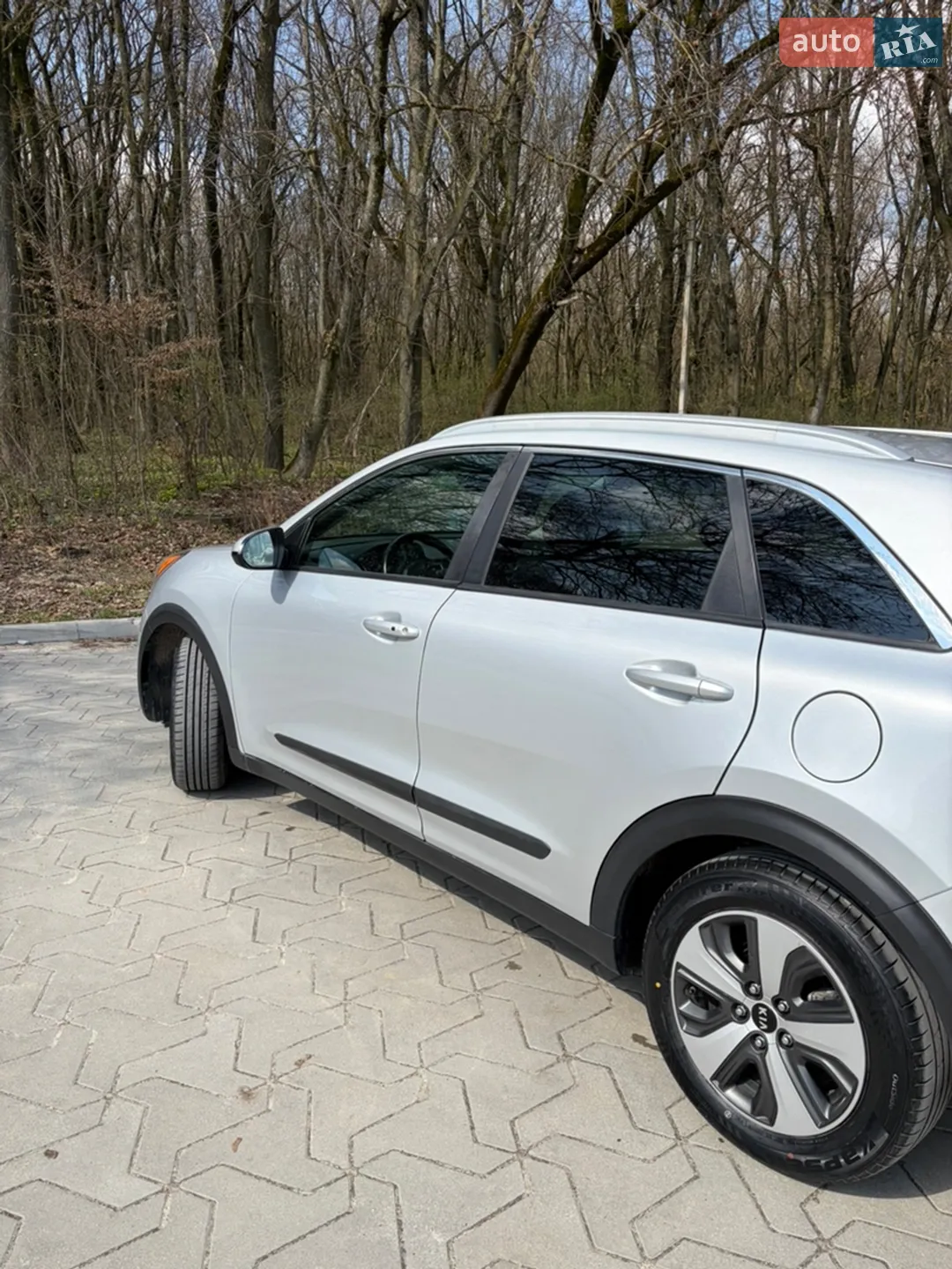 2017 Kia Niro - мініатюра 13