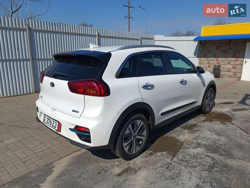 Позашляховик / Кросовер Kia Niro 2020 в Луцьку
