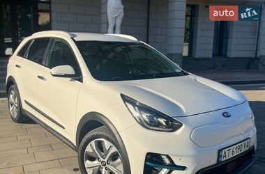 Внедорожник / Кроссовер Kia Niro 2018 в Богородчанах