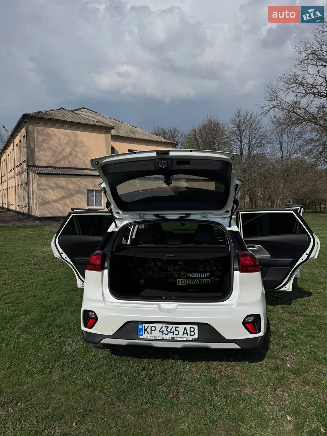 2019 Kia Niro - мініатюра 25