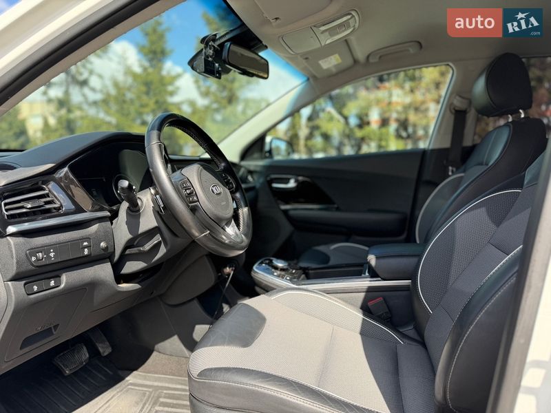 Внедорожник / Кроссовер Kia Niro 2021 в Тернополе фото 59 Внедорожник / Кроссовер Kia Niro 2021 в Тернополе