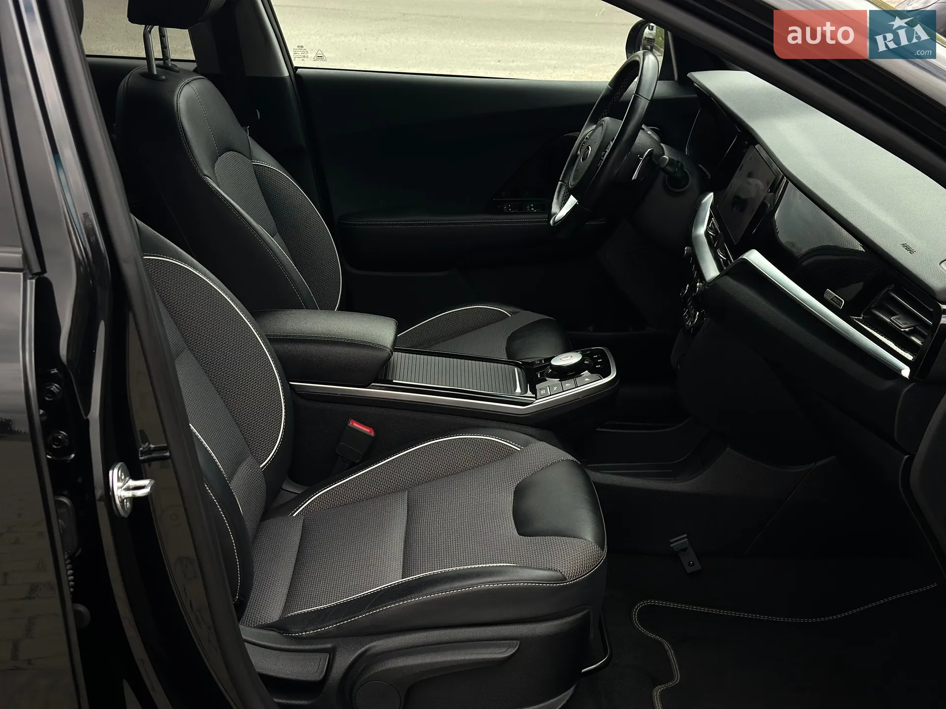 2021 Kia Niro - мініатюра 56