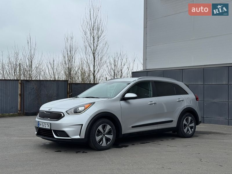 Позашляховик / Кросовер Kia Niro 2017 в Одесі