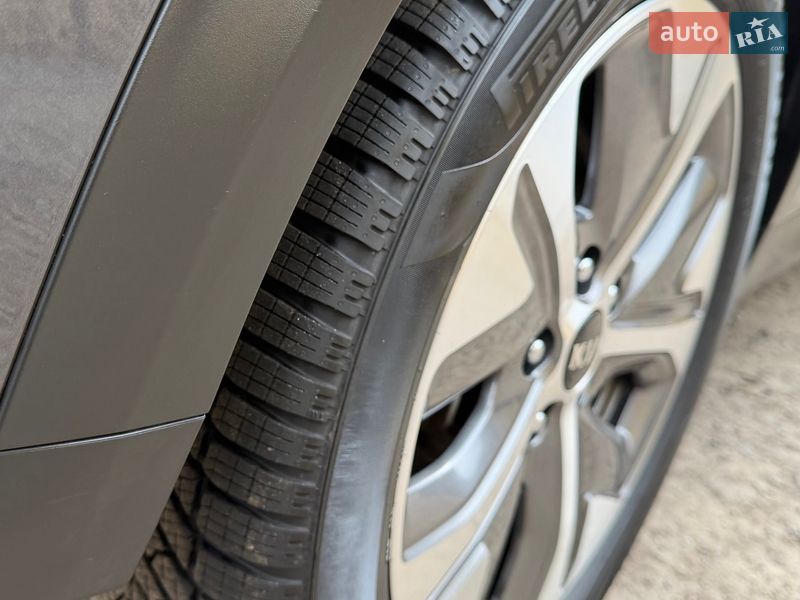 Позашляховик / Кросовер Kia Niro 2021 в Львові фото 25 Позашляховик / Кросовер Kia Niro 2021 в Львові