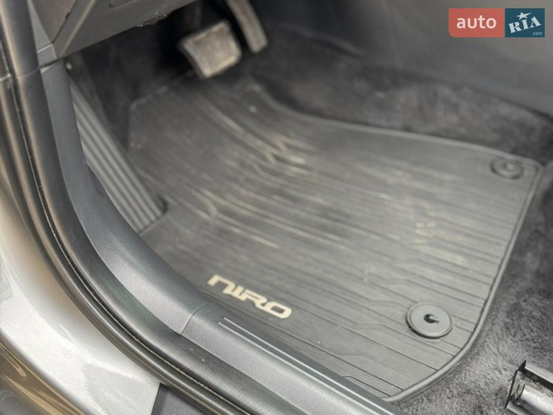 Внедорожник / Кроссовер Kia Niro 2023 в Винниках фото 35 Внедорожник / Кроссовер Kia Niro 2023 в Винниках